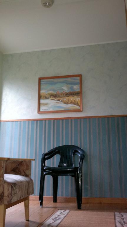 Transvaali 28 B&B Курессааре Экстерьер фото